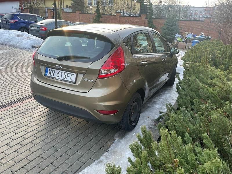 Używany Ford Fiesta 2011 Inny kolor Hatchback