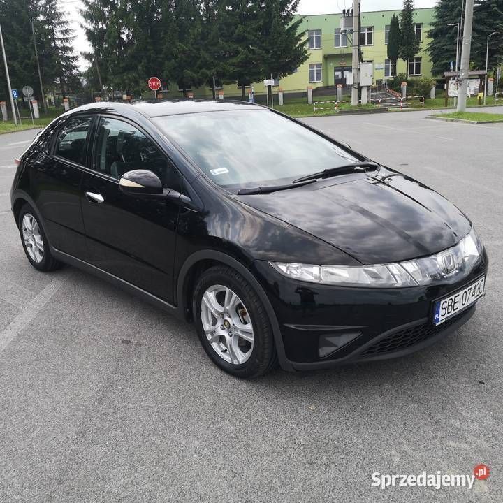 Czarny Używany 2006 Honda Civic Hatchback | 12 900 zł (Uczciwa cena) - Obraz 1/4