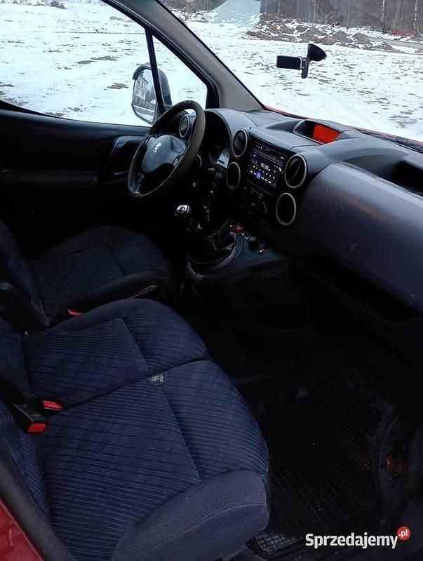 Używany Peugeot Partner 109 KM (80 kW) 2008 Czerwony Minivan