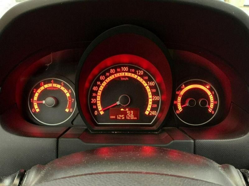 Używany Kia Ceed 2011 Czerwony Hatchback