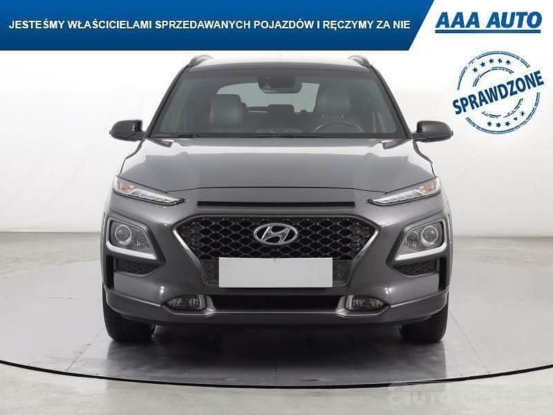 Używany Hyundai Kona 120 KM (88 kW) 2019 Szary SUV