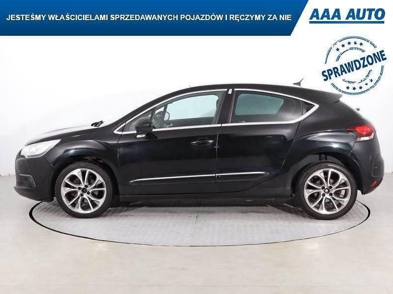 Używany Citroën DS4 112 KM (82 kW) 2011 Czarny Hatchback