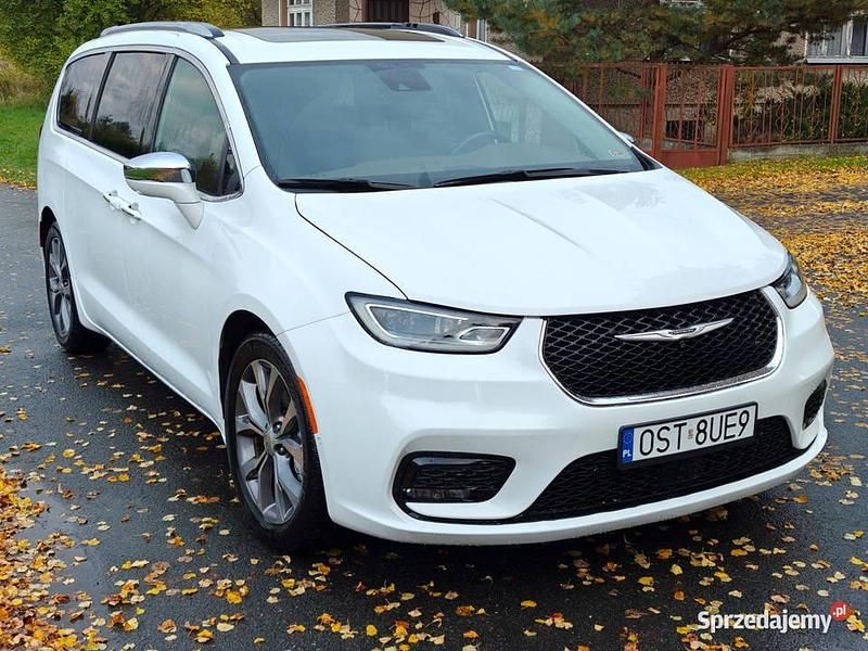 Używany Chrysler Pacifica Limited 2019