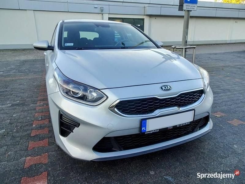 Srebrny Używany 2020 Kia Ceed 2 Hatchback | 42 900 zł (Dobra cena) - Obraz 1/4