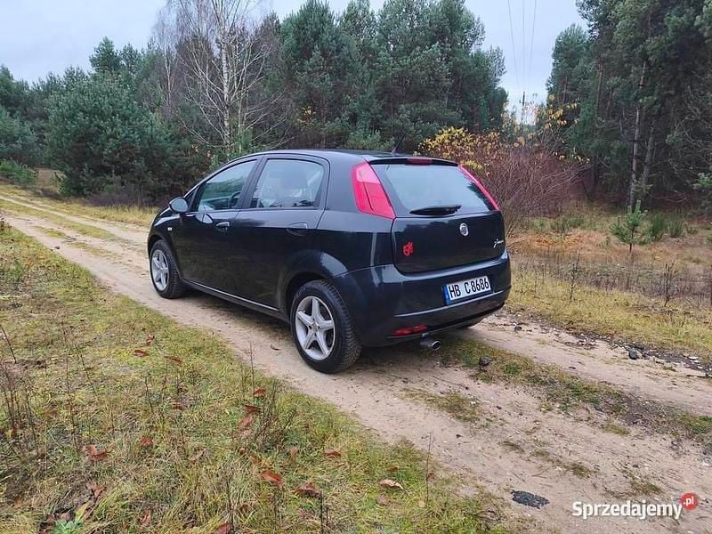 Czarny Używany 2008 Fiat Grande Punto Hatchback | 7600 zł (Dobra cena) - Obraz 1/4
