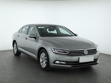 Srebrny Używany 2016 VW Passat Sedan/Limuzyna | 60 999 zł (Uczciwa cena) - Obraz 1/4