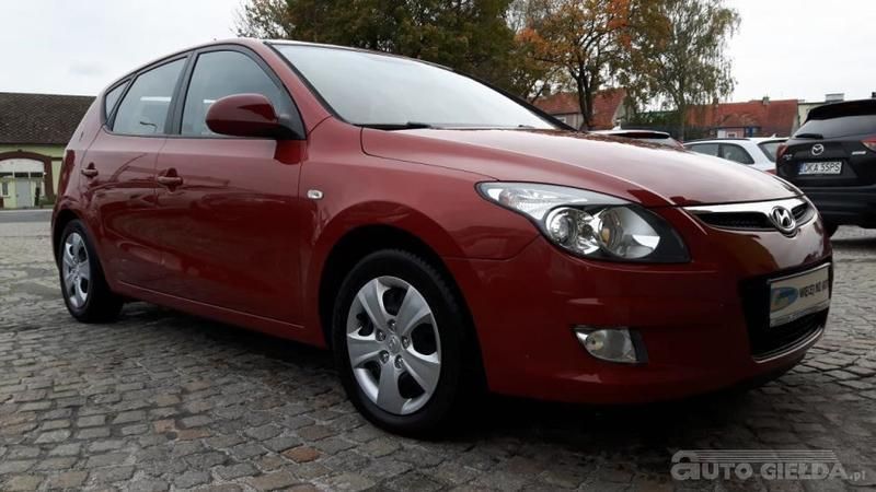 Używany Hyundai i30 2010 Bordowy metalik
