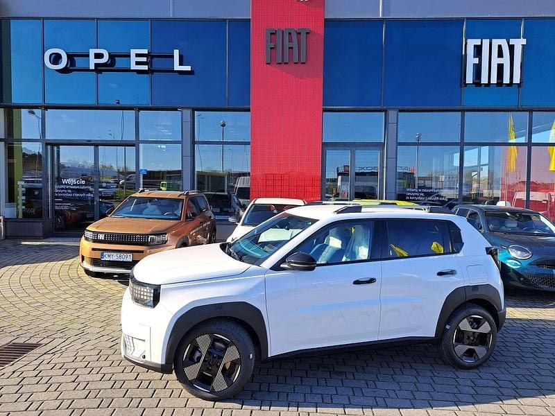 Nowe Fiat Grande Panda La Prima 110 KM (80 kW) 2025 Lakier pastelowy biały gelato Hatchback