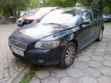 Czarny Używany 2005 Volvo V50 Momentum Kombi | 6500 zł - Obraz 1/4