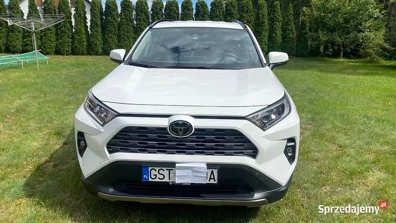 Biały Używany 2022 Toyota RAV4 Comfort SUV | 125 000 zł (Uczciwa cena) - Obraz 1/4