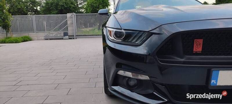 Używany Ford Mustang GT 2017 Czarny Coupe