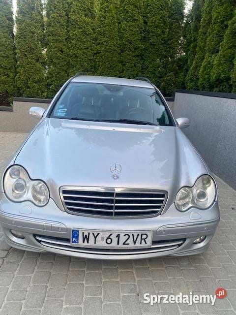 Używany 2004 Mercedes C220 Kombi | 6500 zł - Obraz 1/4