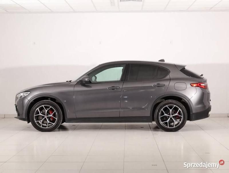 Używany Alfa Romeo Stelvio 280 KM (205 kW) 2019 Szary SUV