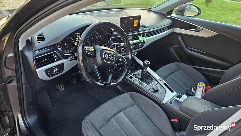 Używany Audi A4 2016