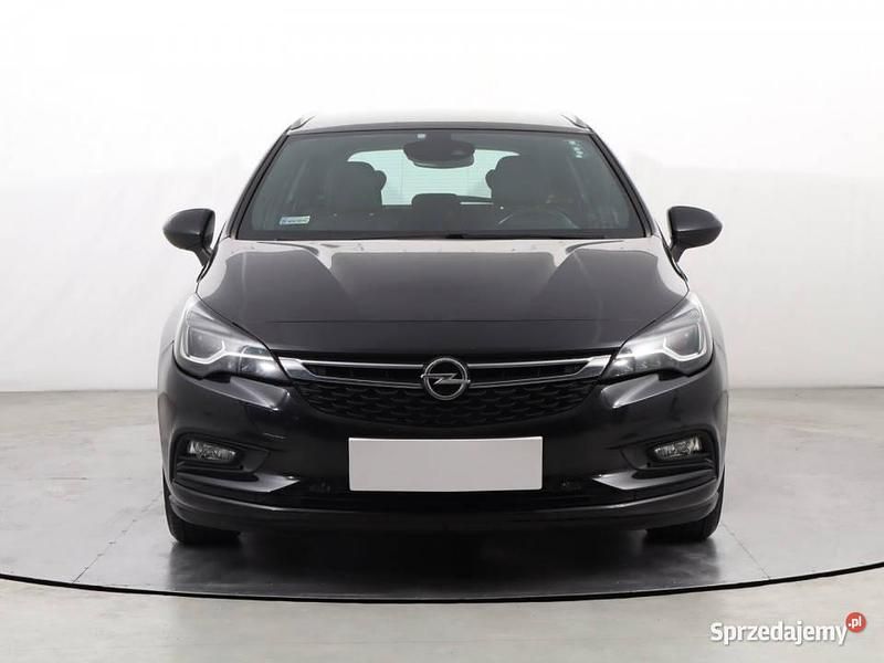 Czarny Używany 2016 Opel Astra Kombi | 29 999 zł (Uczciwa cena) - Obraz 1/4