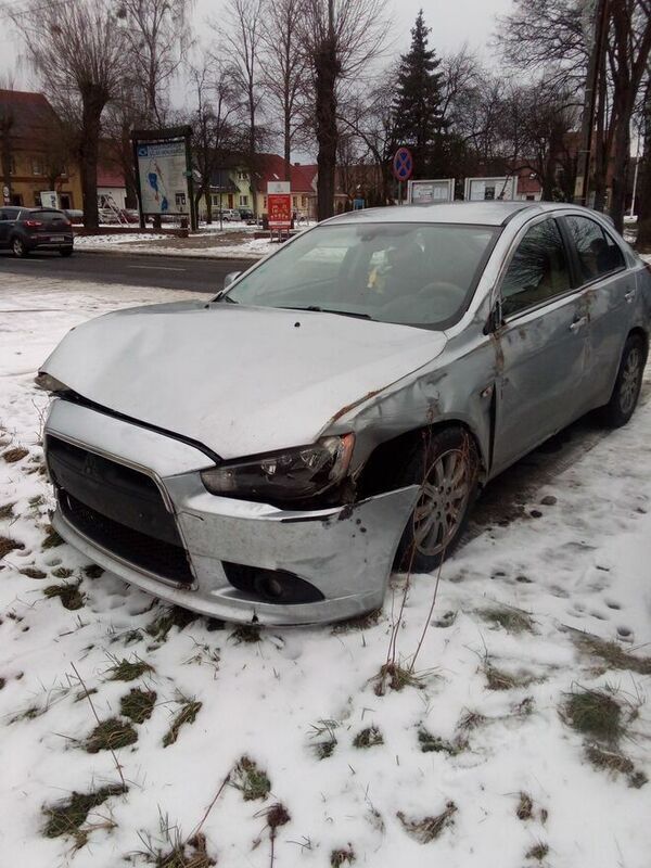 Srebrny Używany 2010 Mitsubishi Lancer Sedan/Limuzyna | 10 000 zł - Obraz 1/4