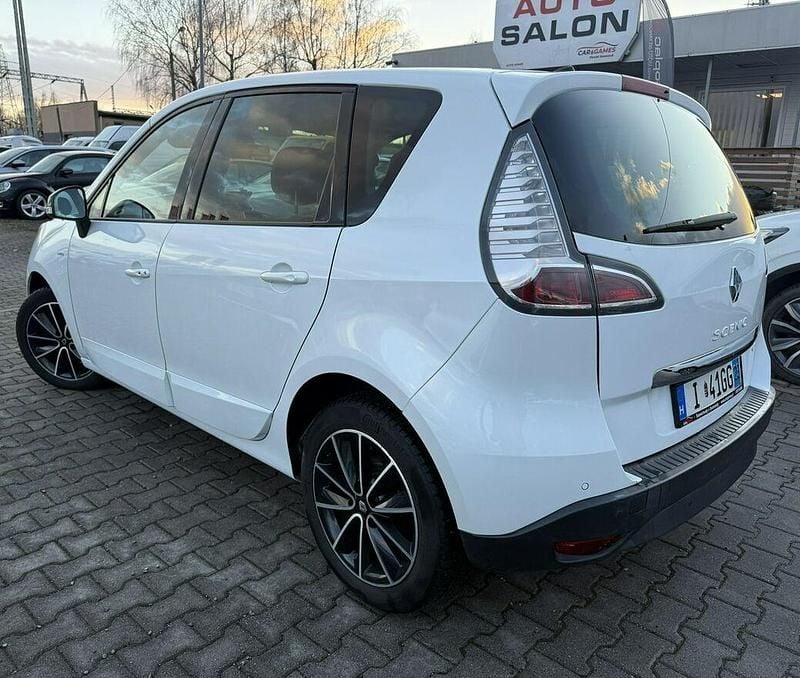 Używany Renault Scénic III 130 KM (95 kW) 2012 Biały Minivan