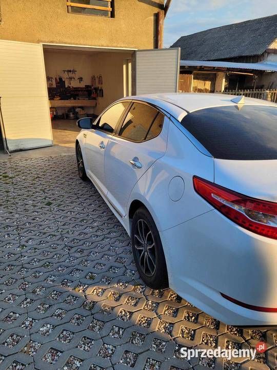 Używany 2012 Kia Optima Hybrid Sedan/Limuzyna | 32 000 zł - Obraz 1/4