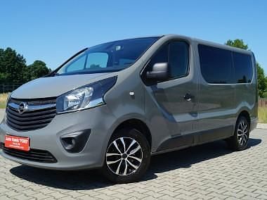 Szary Używany 2015 Opel Vivaro Minivan | 56 900 zł (Uczciwa cena) - Obraz 1/4