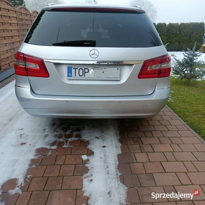 Używany Mercedes 220 2010 Kombi