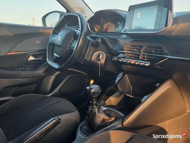 Używany Peugeot 2008 2020 Czarny SUV