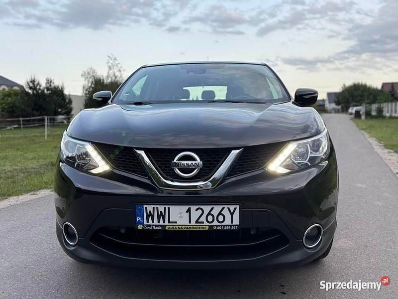 Czarny Używany 2014 Nissan Qashqai SUV | 42 900 zł (Uczciwa cena) - Obraz 1/4
