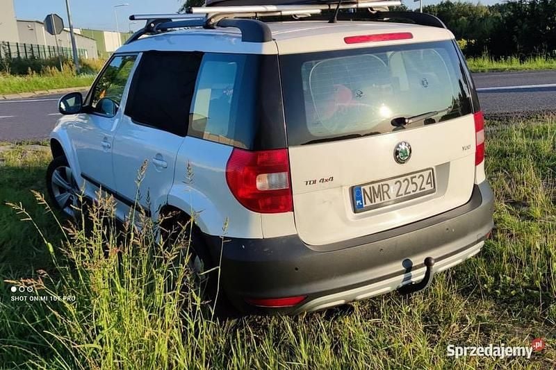 Biały Używany 2011 Skoda Yeti SUV | 16 499 zł (Uczciwa cena) - Obraz 1/4