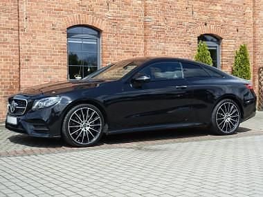 Czarny Używany 2020 Mercedes A220 AMG Coupe | 193 900 zł - Obraz 1/4