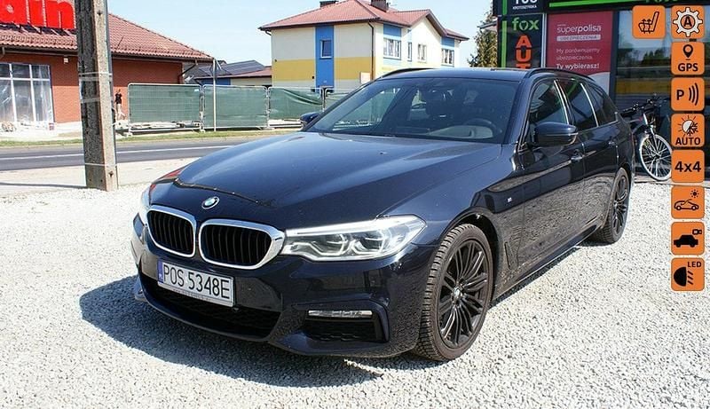 Czarny Używany 2018 BMW 218 Kombi | 88 700 zł - Obraz 1/4