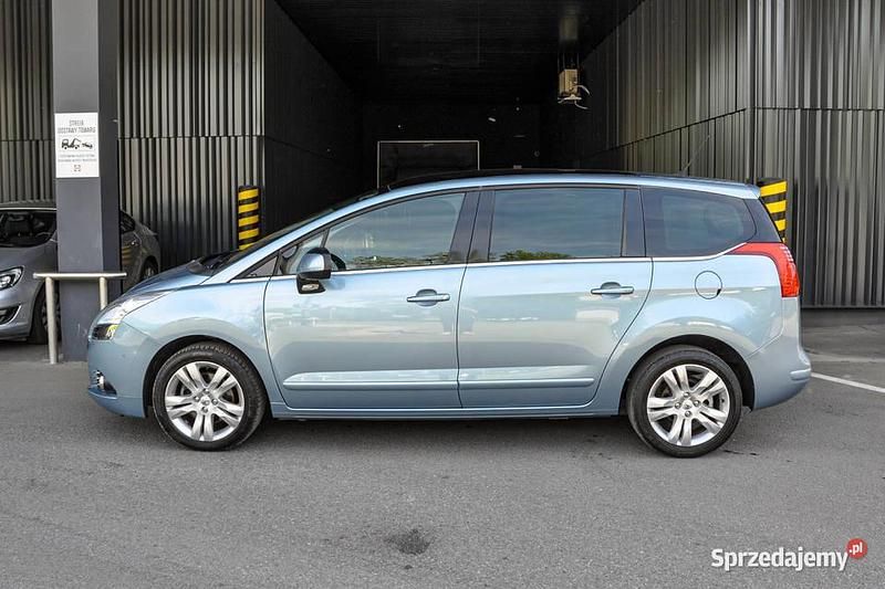 Używany 2010 Peugeot 5008 Minivan | 13 900 zł (Uczciwa cena) - Obraz 1/4