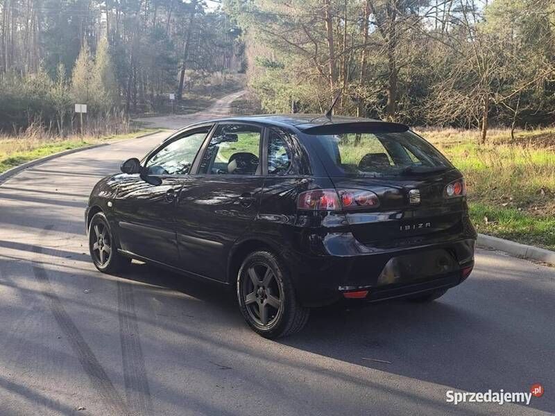 Używany Seat Ibiza Sport 86 KM (63 kW) 2007 Sedan/Limuzyna