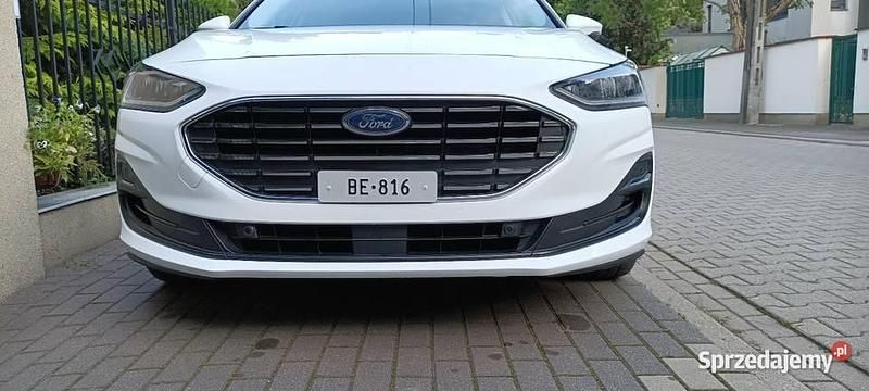 Używany Ford Focus Titanium 2022 Biały Kombi