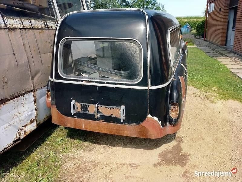 Używany Mercedes 190 1961 Czarny Sedan/Limuzyna