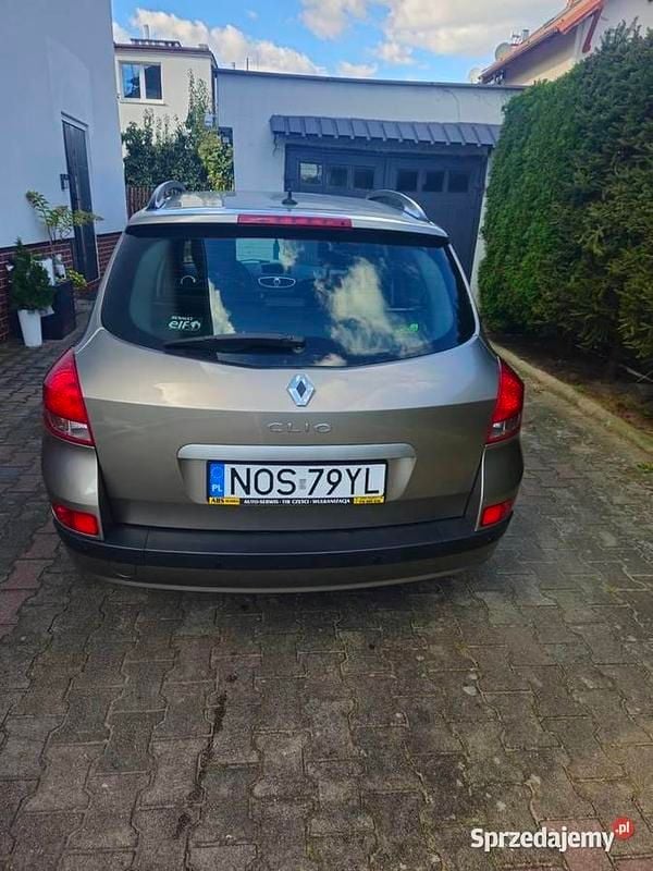 Używany Renault Clio GrandTour 2010 Beżowy Kombi