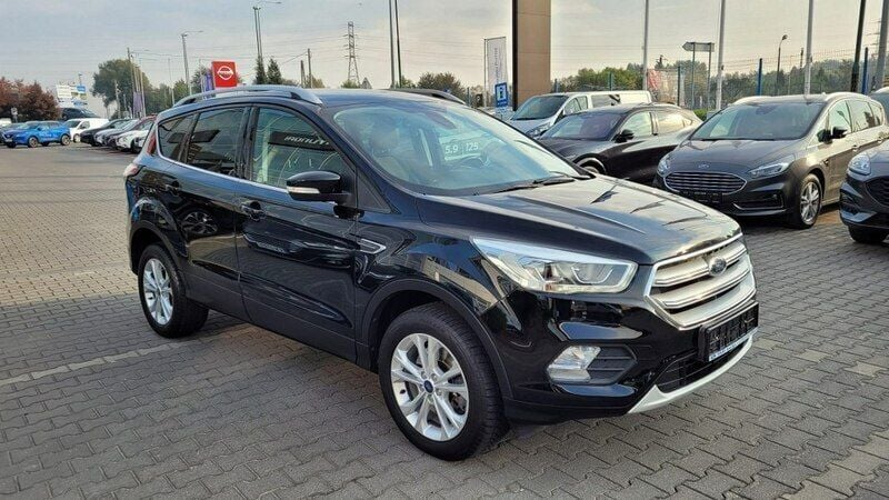 Czarny (metalik) Używany 2018 Ford Kuga SUV | 77 700 zł (Drogi) - Obraz 1/4