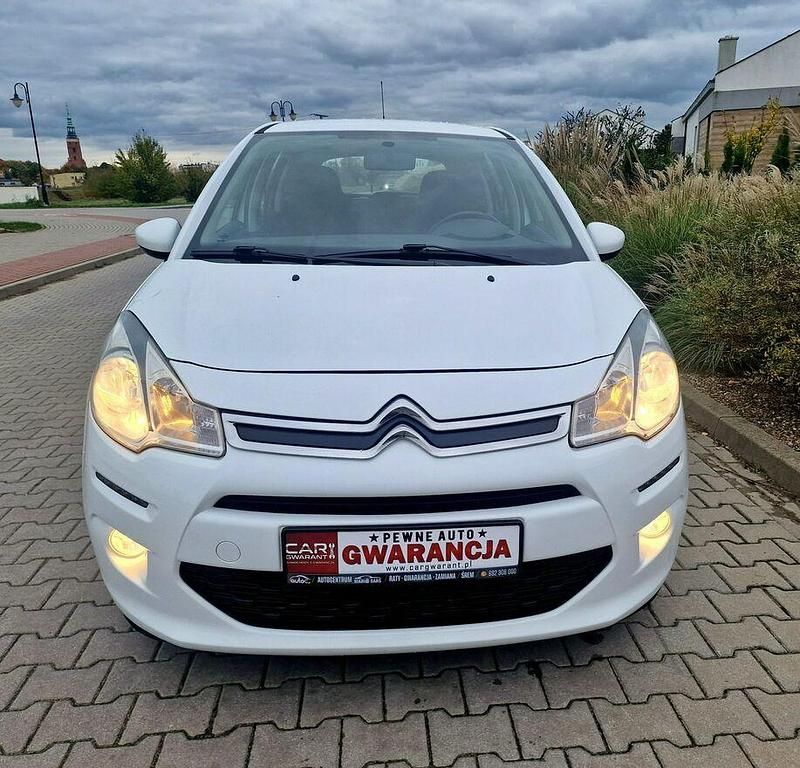 Używany Citroën C3 82 KM (60 kW) 2016 Biały Hatchback