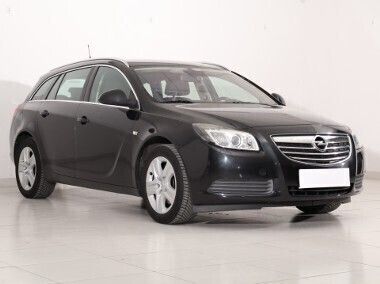 Czarny Używany 2010 Opel Insignia Kombi | 21 999 zł (Uczciwa cena) - Obraz 1/4