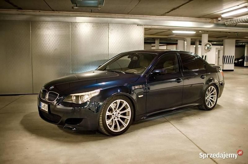 Granatowy Używany 2005 BMW M5 Sedan/Limuzyna | 159 000 zł - Obraz 1/4