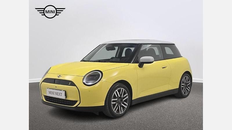 Używany Mini Cooper SE 160 kW (218 KM) 2023 Sunny side yellow Hatchback