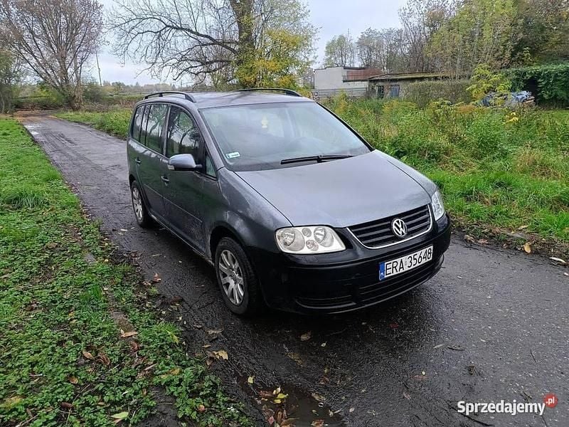 Szary Używany 2005 VW Touran Minivan | 3800 zł (Dobra cena) - Obraz 1/4