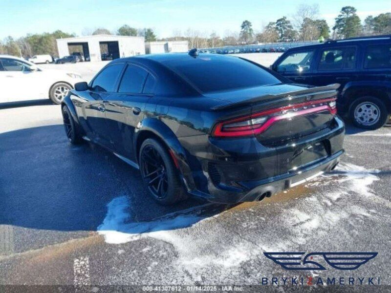 Czarny Używany 2022 Dodge Charger Sedan/Limuzyna | 124 480 zł - Obraz 1/3