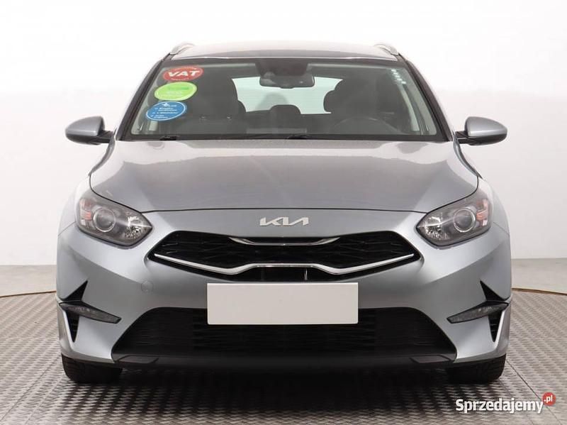 Szary Używany 2021 Kia Ceed Kombi | 69 999 zł (Uczciwa cena) - Obraz 1/4