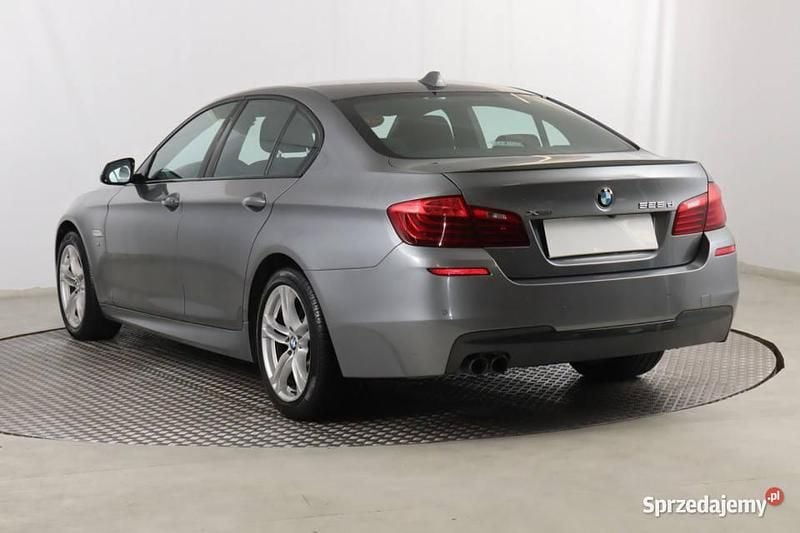 Używany BMW 525 2015 Szary Sedan/Limuzyna