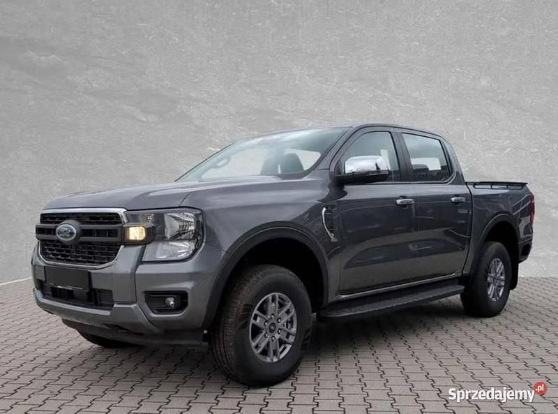 Nowe Ford Ranger XLT 170 KM (125 kW) 2025 Srebrny (metalik) Pickup