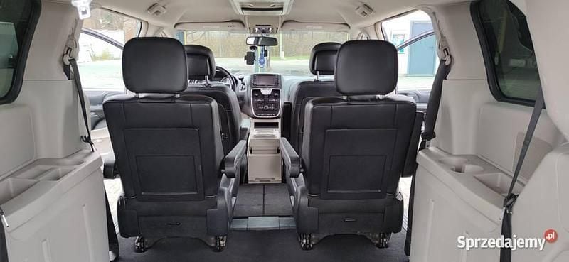 Używany Chrysler Town & Country 2012 Minivan
