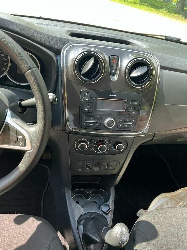 Używany Dacia Sandero 2019 Szary Hatchback