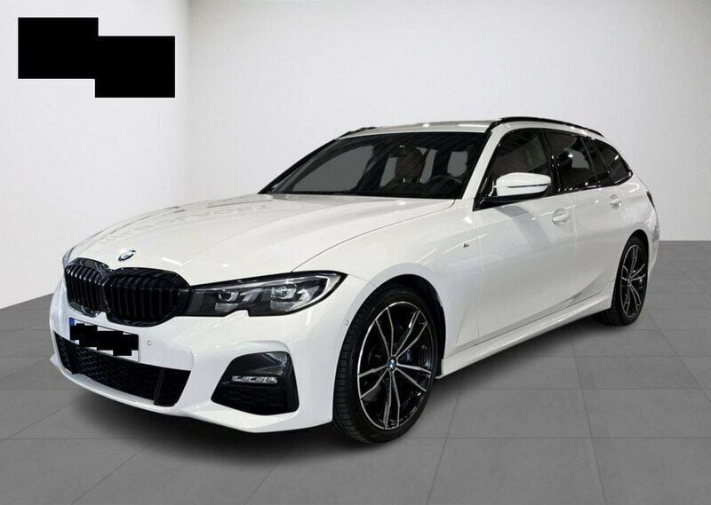 Biały Używany 2021 BMW 330 M Sport Kombi | 185 730 zł - Obraz 1/4