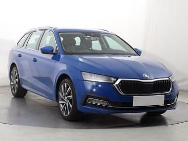 Niebieski Używany 2022 Skoda Octavia Kombi | 68 999 zł (Uczciwa cena) - Obraz 1/4