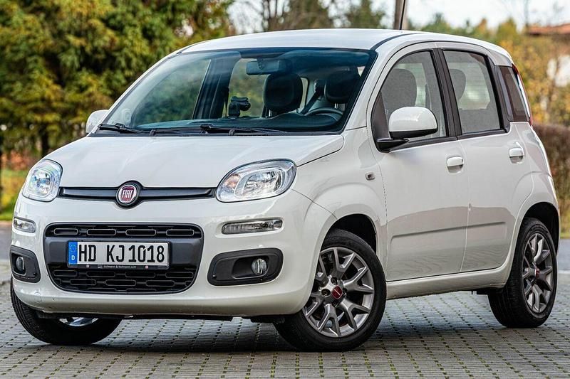 Biały Używany 2019 Fiat Panda Hatchback | 38 900 zł - Obraz 1/4