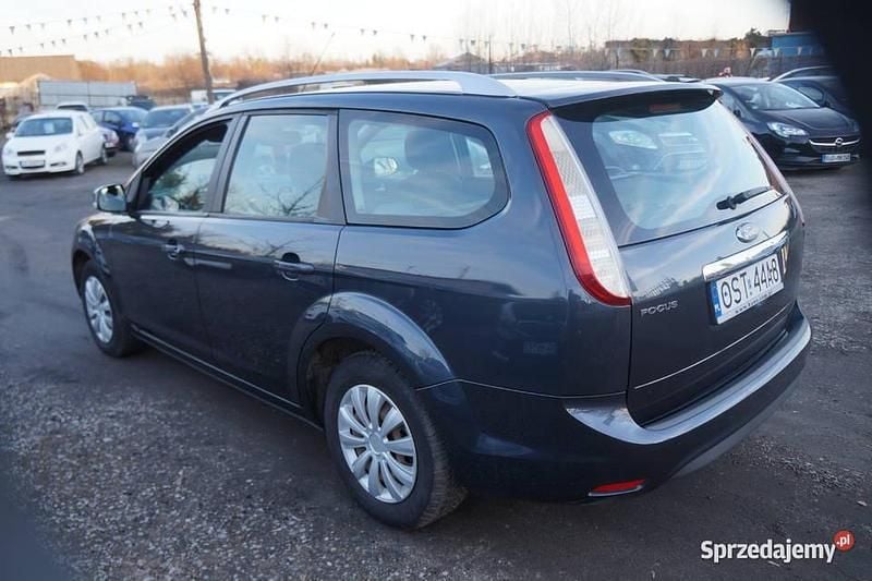 Używany Ford Focus 2009 Szary Kombi
